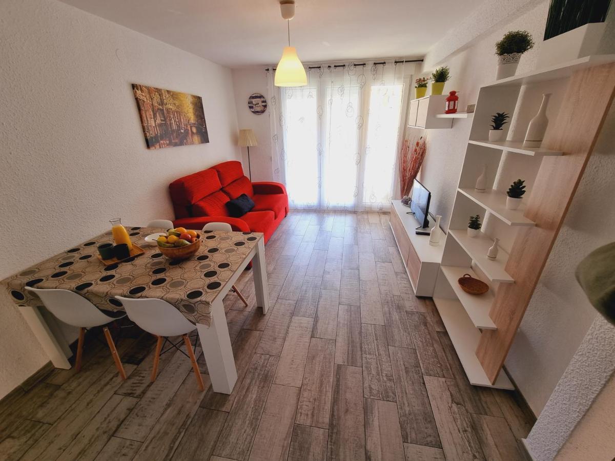 Sunflatholidays Calle Saragossa Vistas Mar Salou Exterior foto